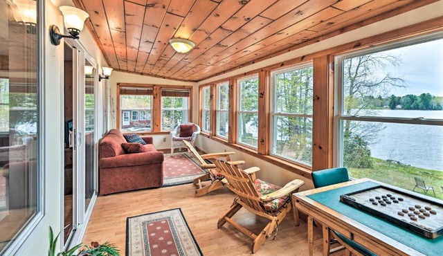 Lakefront Broadalbin Getaway w/Deck + Kayaks