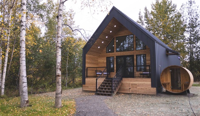 Lakefront Cottage with Sauna - #7 Dolly Varden