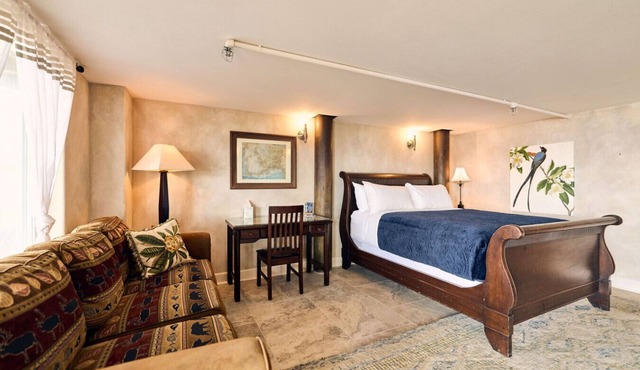 Lakeshore Lodging Lodge 605