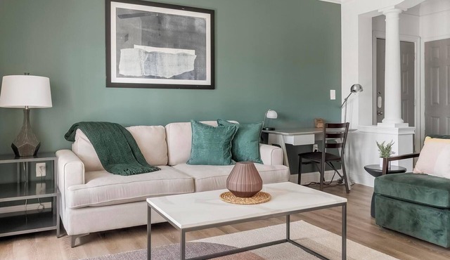 Landing | Amazing 1BD, Gym, Clubhouse