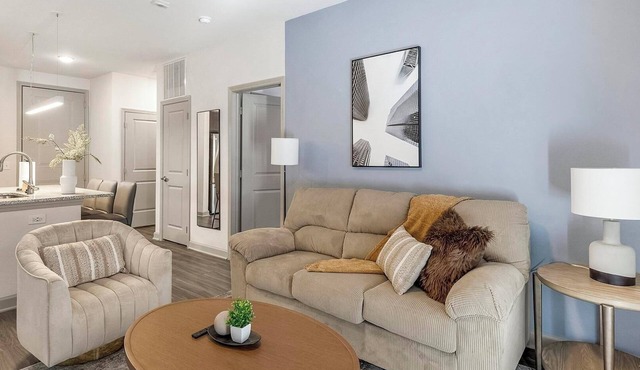 Landing | Beautiful 2BD, Gym, Yoga Studio