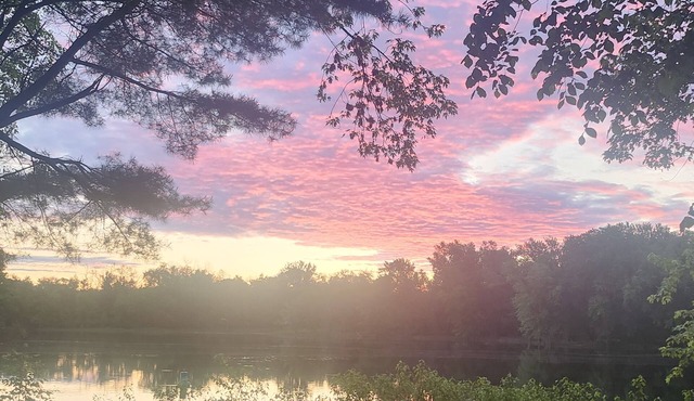 Last Minute Summer Plans! Horse Racing in Saratoga NY! Enjoy this lovely region!