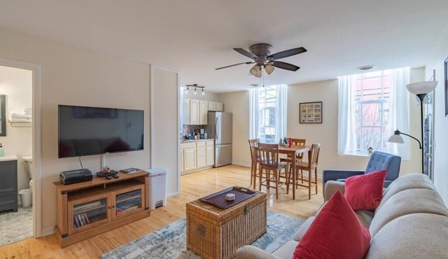 Lovely 2-bedroom apartment in downtown Wabash