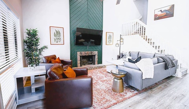 Modern Sandy Springs Stay | Near Buckhead