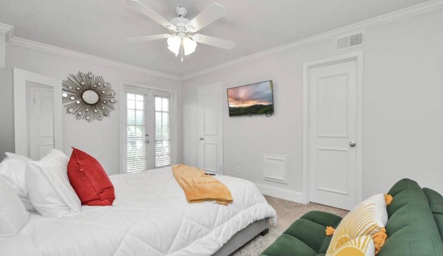 Modernized Private Master suite in Houston