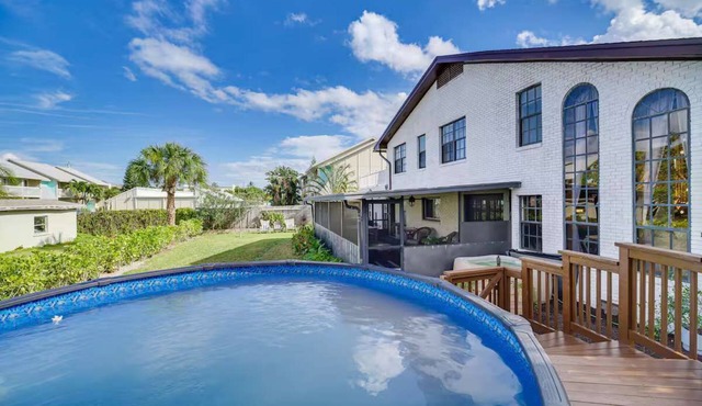Moon Beach Manor | 5BR Retreat w/Pool & Hot Tub