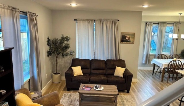 New 3-bedroom townhome in Eagle River
