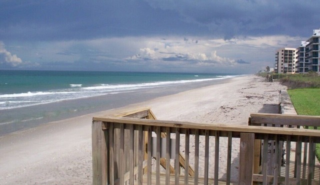 Oceanfront 1 Bedroom Condo