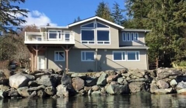 Oceanfront🔹Abundant Wildlife Viewing Opportunities🔹Local Native Owners