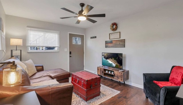 Old Towne East - 1 BR Apt - Steps from E Market