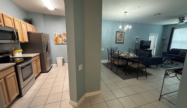 Palm Tree Oasis 3 Bed Ground Floor Condo @ Windsor Hills close to Disney!