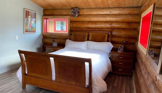 Peaceful cabin on gravel pits