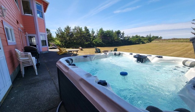Peaceful Copalis Beach Haven- Game Room