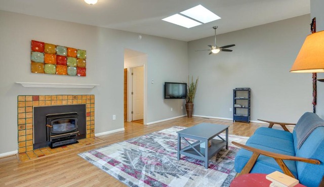 Pet-Friendly Anchorage Home - 8 Mi to Downtown!