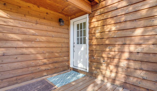 Pet-friendly Anchorage Home - 8 Mi to Downtown!