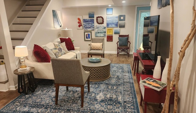 Private LaVista Suite 2 BR apartment with AC in awesome Atlanta neighborhood