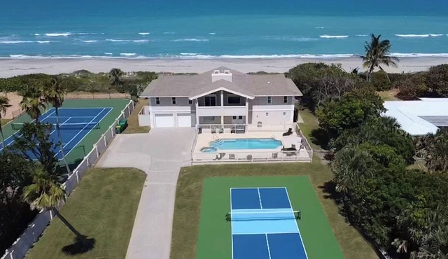 Private Oceanfront Estate Pickleball court Pool Spa Golden Sands® Pearl