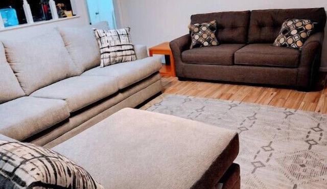 Relaxing 3 bedroom 2 bath, Home Away From Home