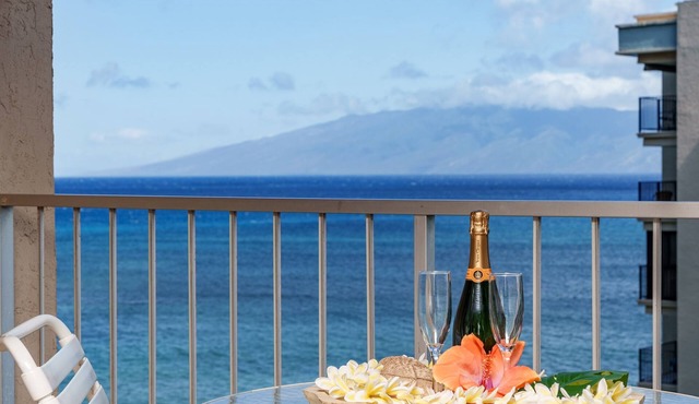 Royal Kahana 702 Studio Bedroom Condo by RedAwning