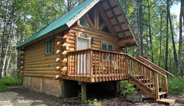 Rustic and cozy cabin with all new amenities near beautiful Hatcher’s Pass