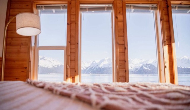 Rustic Roots Seaside Blush Cabin (ADA)