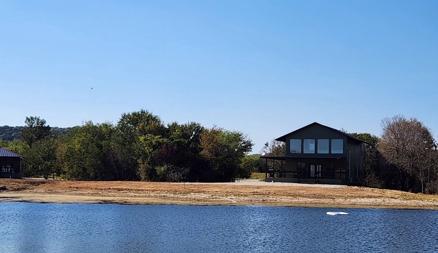 Rustic Secluded Getaway – 3BR Cabin with Private Pond, Near Possum Kingdom Lake