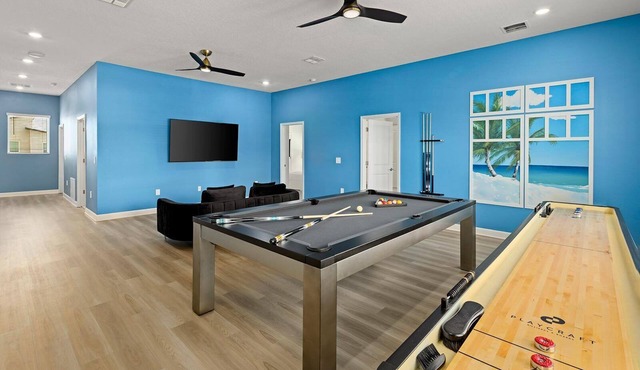 Sandy Harbor| Premium New Beach Home with Pirate Theme Room, Arcade & More