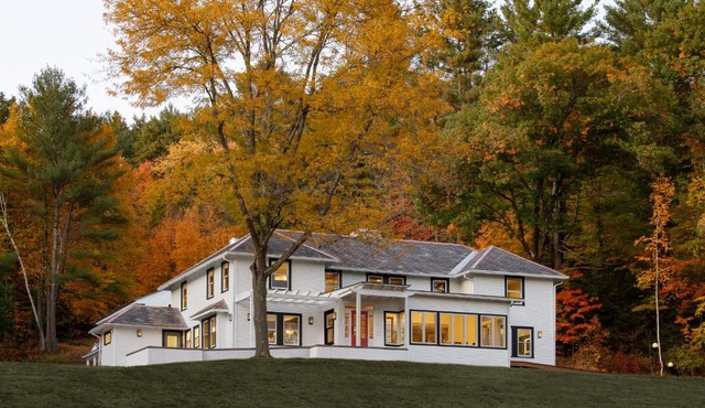 Shelburne Springs Hotel