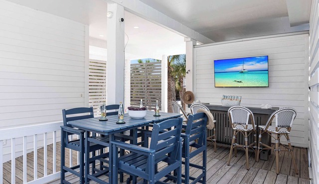 Shellabration: Ocean Views, Heated Pool, Basketball, Golf Cart in North Captiva