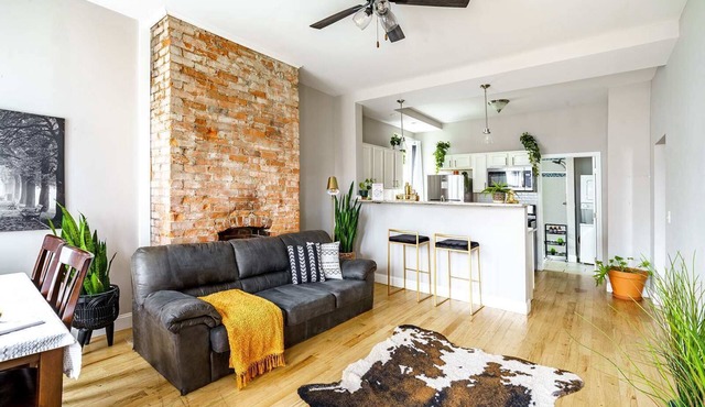 Short North & Downtown & OSU | Near High Street | Free Parking | 5,800+ Reviews