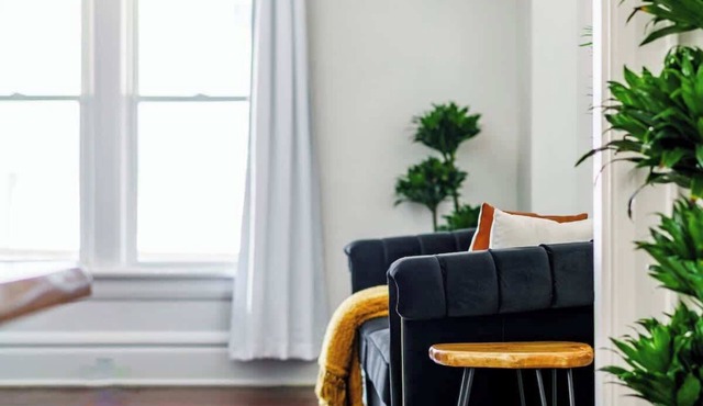 Short North/Downtown | Walk to Convention Center | Free Parking | 5,800+ Reviews