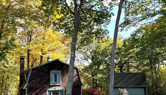 Snow Blanket Barn - Cozy 3BR Family Retreat in Gardner, MA