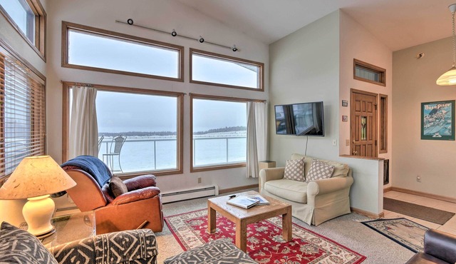 Spacious Family Home w/Deck + Million-Dollar View