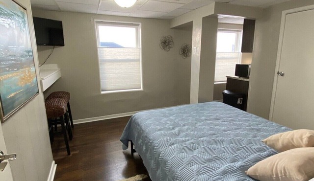 Studio Apartment on Main Street in Coshocton (36)