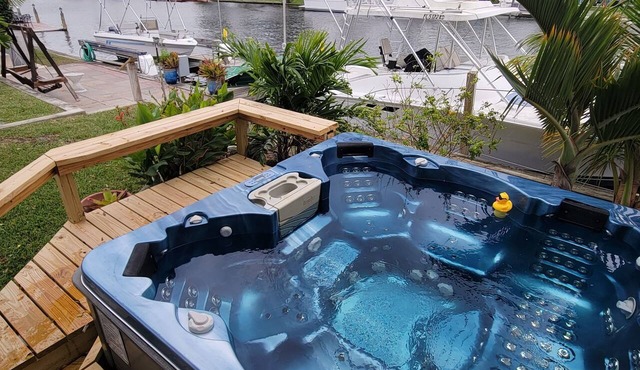 Summer Kick Off Discount-Paddle Boards included-Pool Table-Fish of the Dock
