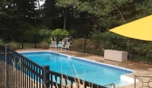 Summers by the Pool - Barnstable Village, Cape Cod, MA Home w/Pool + Beach Pass!