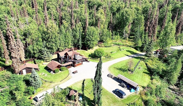 Talkeetna Haven - Unique Cabin with View of Denali