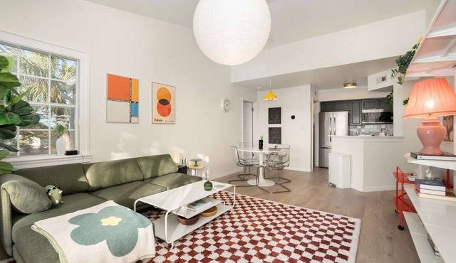 Thai2 · Modern Bauhaus Condo with Pool · Half Mile to Beach
