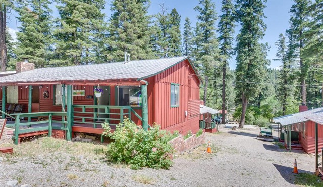 The Cabins at Cloudcroft