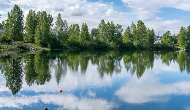 The Last Frontier Lake House Lodge in Anchorage 3bdrm 2ba