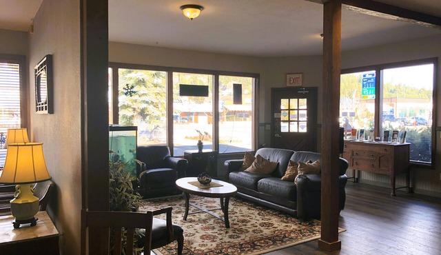 Timber Lodge Inn