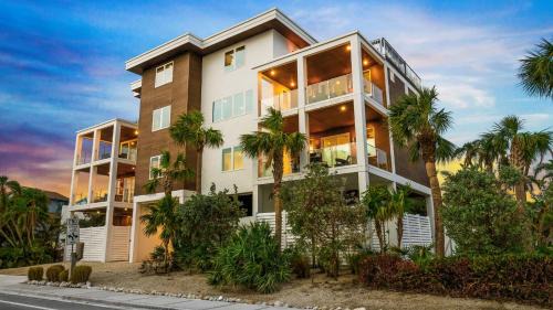 Top Deck Estate
