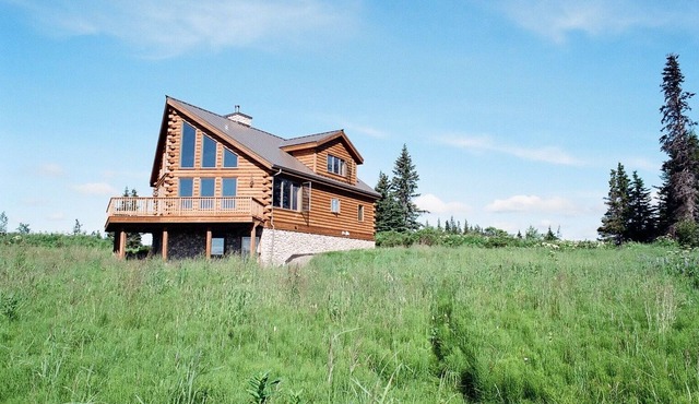 Unique sense of place to decompress and rejuvenate. Quiet stunning beauty.