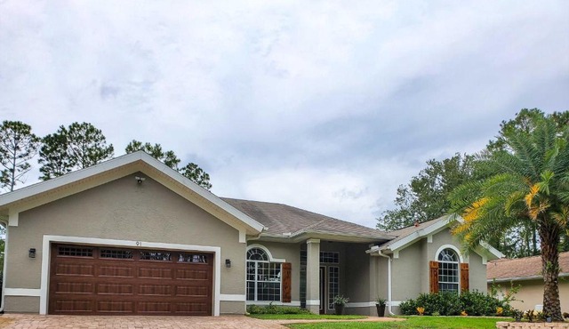 Upscale Palm Coast Home w/Pool: 7 Mi to Beaches!