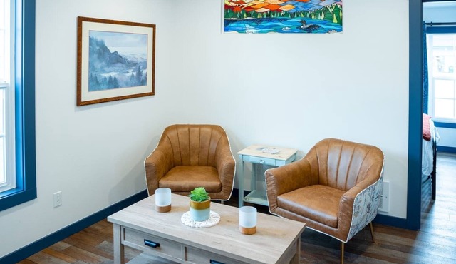Vasanoja Suite 102, Hyland Hotel