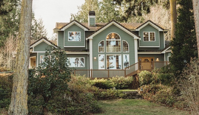View Forth— A Gardiner Beach Retreat in Sequim