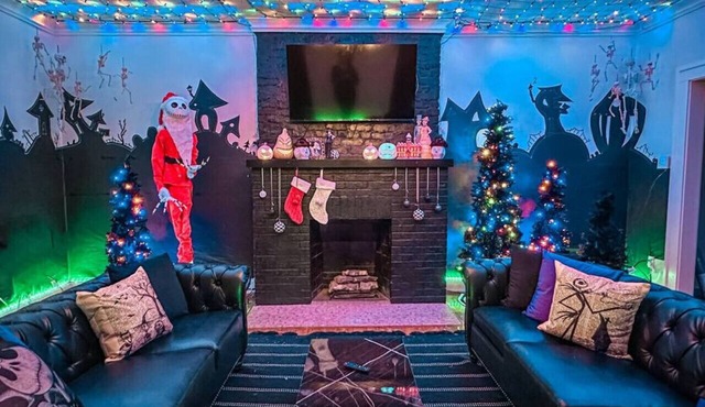 Voted Top Unique Stay | Light Show | Central
