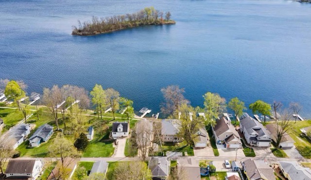 Webster - Charlee’s Cabin - Lake House with Pier