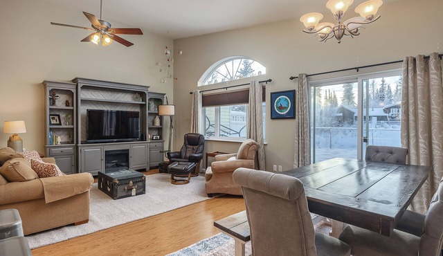 'Wondrous Willow' Dog-Friendly Home in Fairbanks!