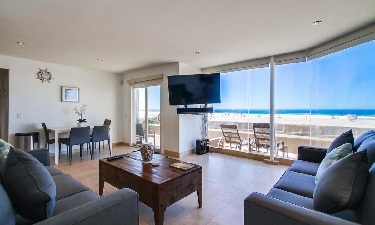 Mission Beach Condo | 50' of Ocean Front * Exclusive Ground Level Patio * AC